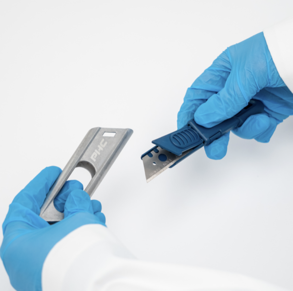 How to replace the blade in the Metti MD detection knife